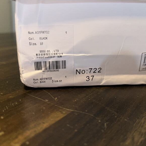 New In The Box Maison Mihara Yasuhiro OG Size 37 (US Women’s 6.5 to 7) - Picture 10 of 10